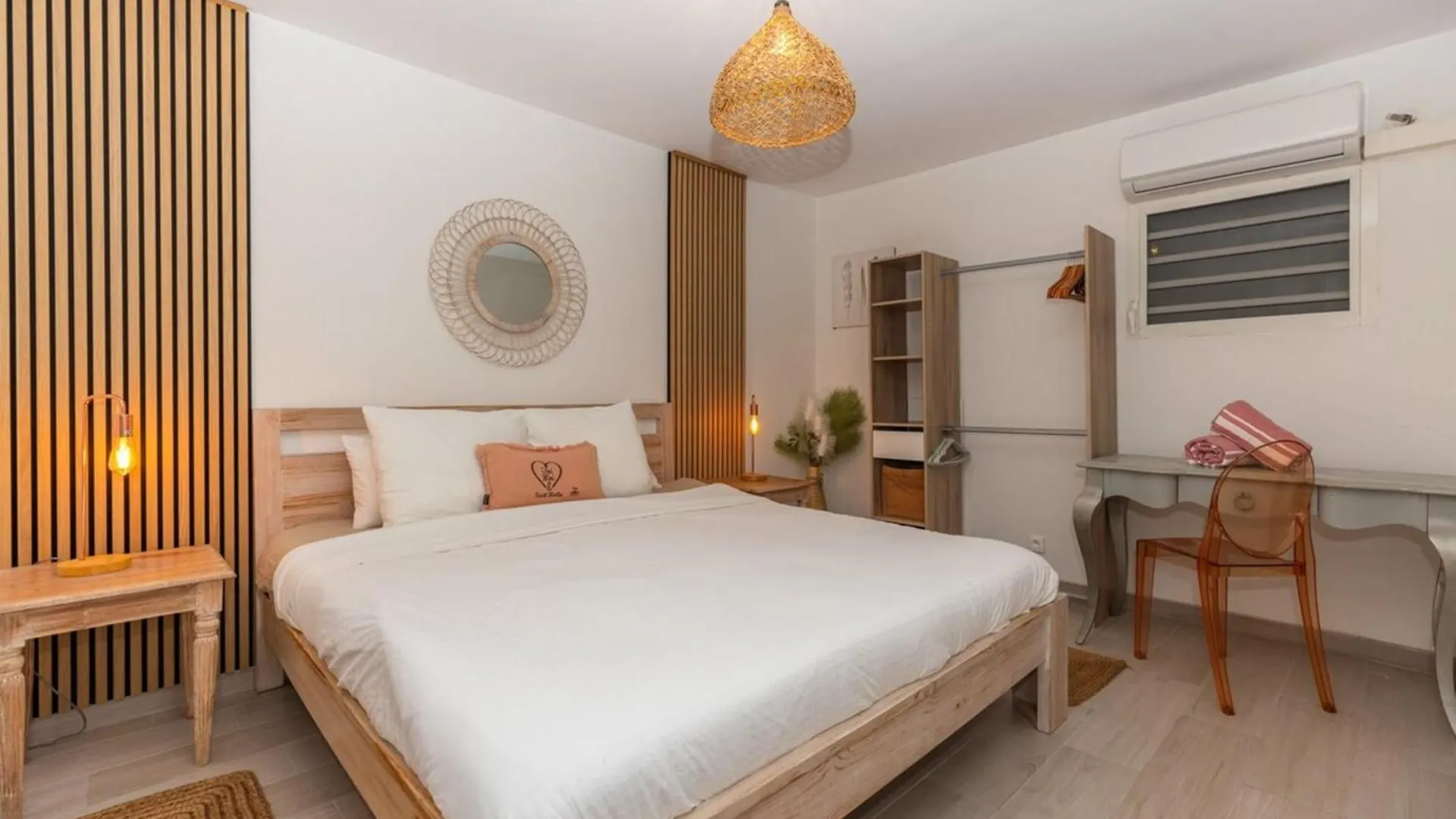 Mont Choisy Vue Imprenable Sur La Mer Et Spa 2Bdcanape Grand Case Lägenhet